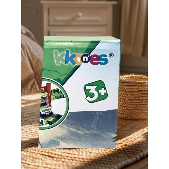 Dinosaur Toys Flexible Track Car Race Set Learning Skills Toddler Kids Gift 3+ - Picture 15 of 16